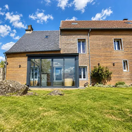 Vue Exceptionnelle - Cheminee - 8 Pers - Sancy Chastreix